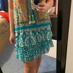 New never been worn gorgeous printed dress